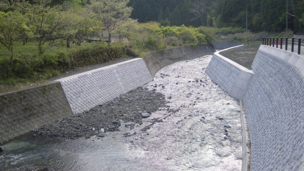 平成23年度普通河川入山川(落合)災害復旧工事